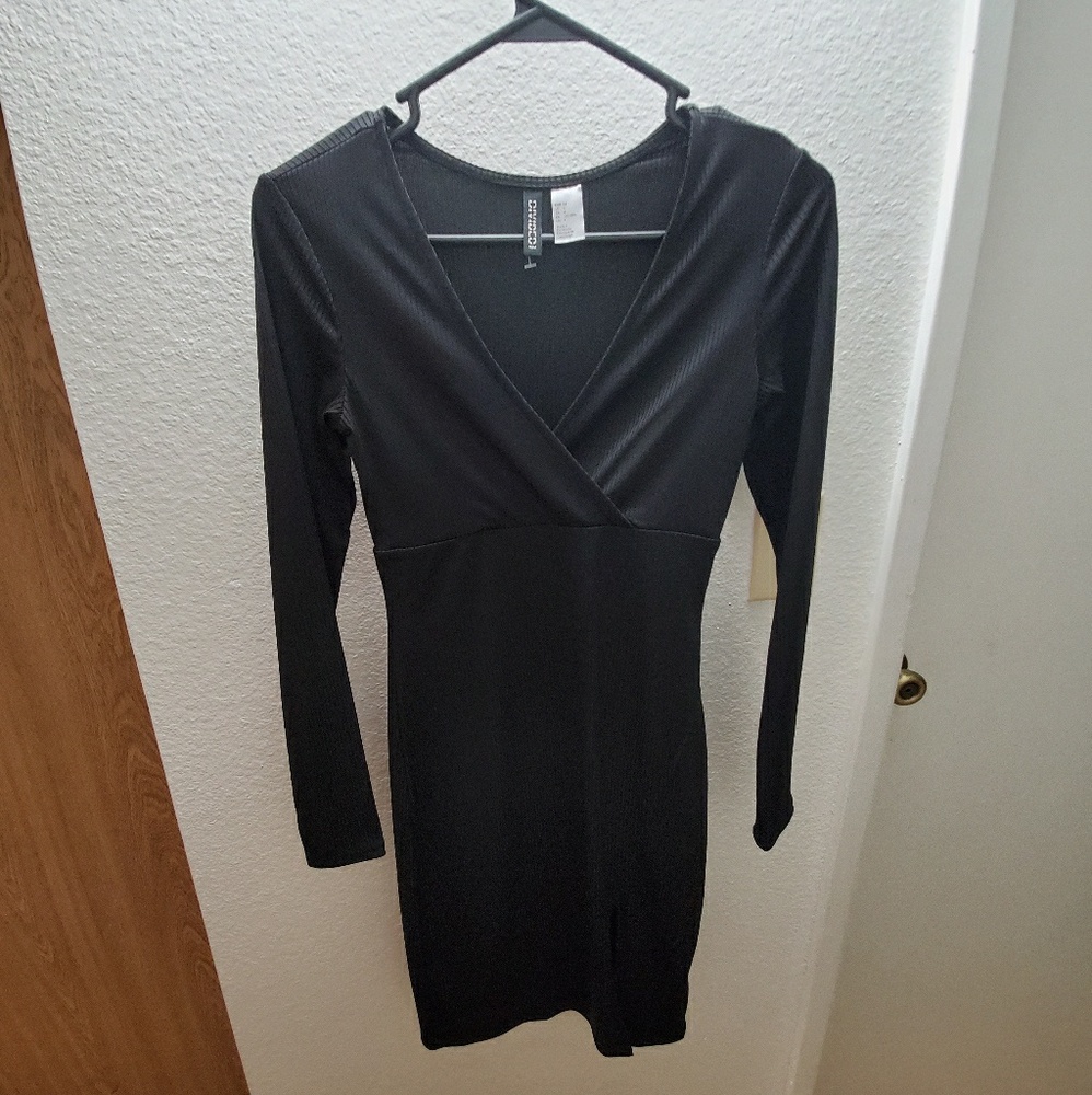 Long sleeve black mini dress